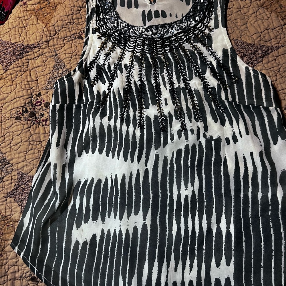 Sleeveless top from Buckle